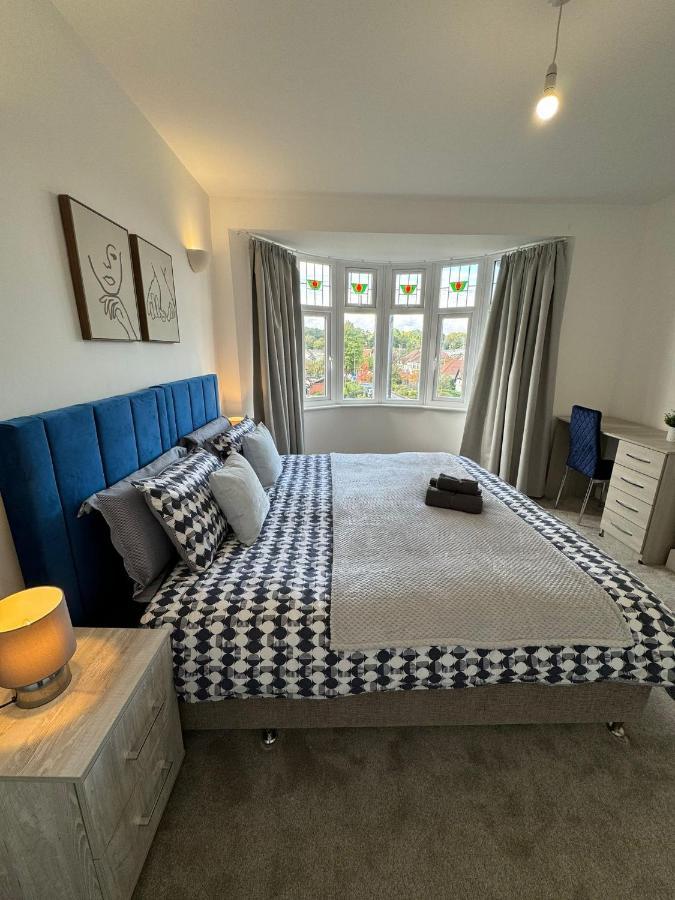 Smart Guest Rooms Fast Access To Central London Via Piccadilly Line New Southgate Exterior foto